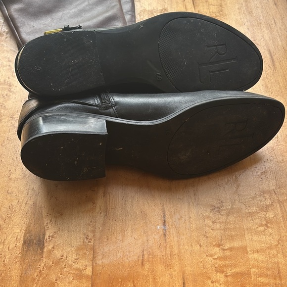 Ralph Lauren two toned boots size 10b - Picture 6 of 7